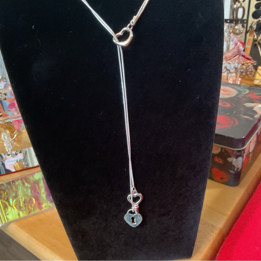 NWT, Sterling Silver Lock n Key through a heart necklace. - Picture 6 of 12